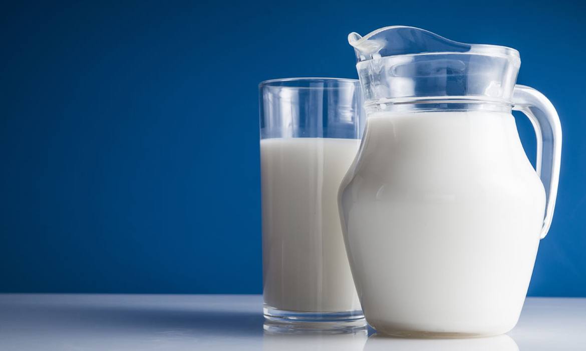 الحليب كامل الدسم يوقف السكتات الدماغية"
