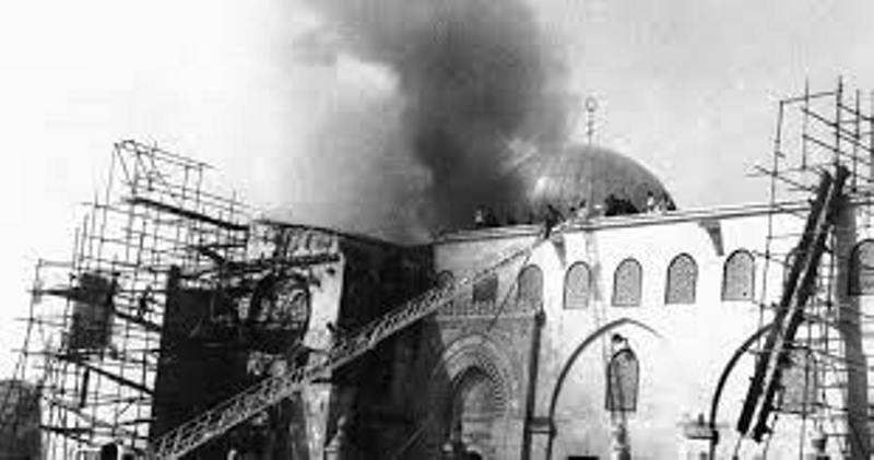  49 عاما على إحراق المسجد الأقصى 