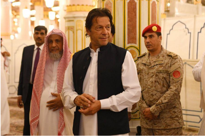 رئيس الوزراء الباكستاني عمران خان يزور المسجد النبوي