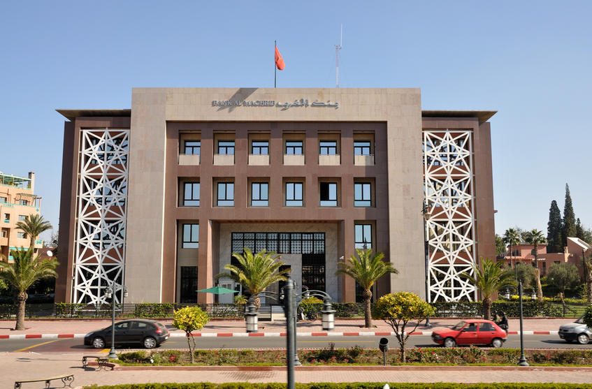 المغرب يبقي معدلات الفائدة دون تغيير 