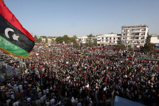 السراج يبحث مع نائب المبعوث الأممي مستجدات الأوضاع الليبية