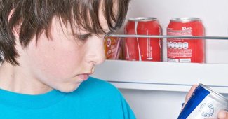 خبراء بريطانيون: ابعدوا الأطفال عن مشروبات الطاقة