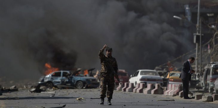 خمسة قتلى إثر تفجير انتحاري استهدف موكبًا للاستخبارات الأفغانية