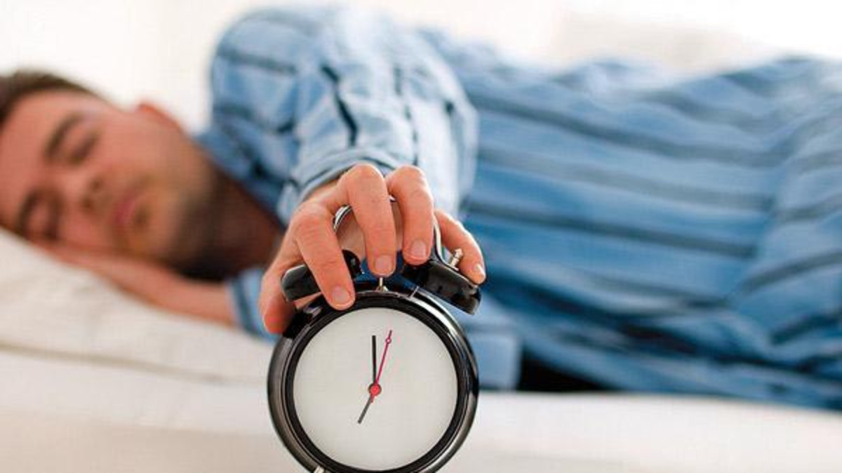 دراسة علمية تحذر من السهر والتأخر في الاستيقاظ