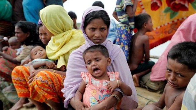أكثر من 200 ألف روهنغي ينتظرون على الحدود لدخول بنغلاديش