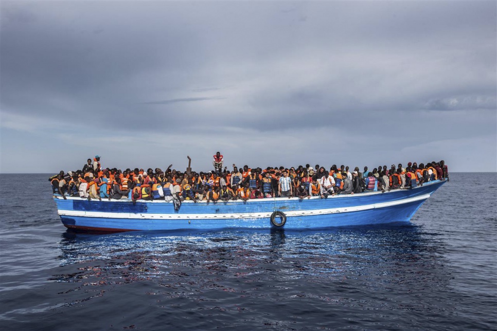 إحالة وزير الداخلية الإيطالي للتحقيق في قضية سفينة المهاجرين "ديتشوتي" 