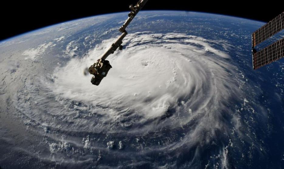 السلطات الأمريكية تستعد لمواجهة أثار الإعصار "فلورنس"