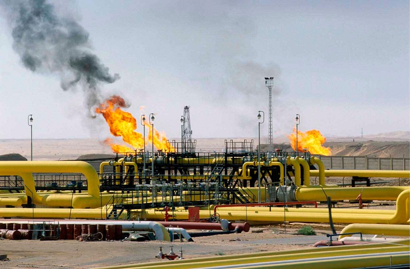 الجزائر: تسعى لاستقطاب مستثمرين دوليين في مجال الغاز والبترول
