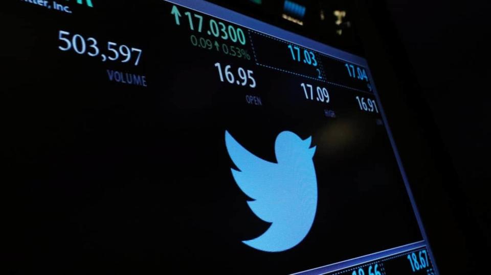 تويتر تخسر 9 ملايين مستخدم