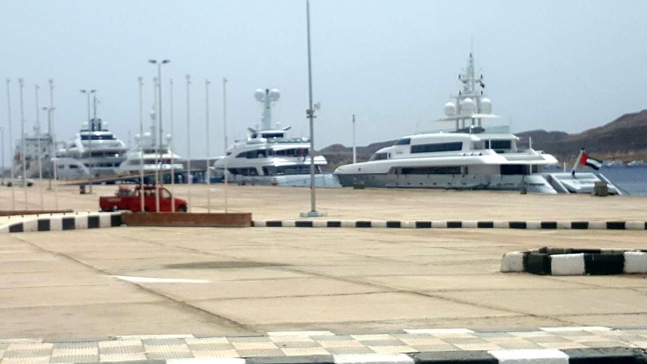 إغلاق ميناء شرم الشيخ البحري بسبب الأحوال الجوية