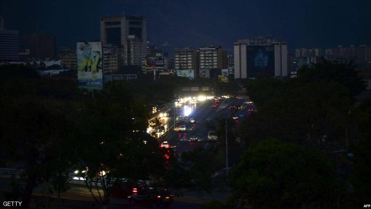 استئناف العمل في فنزويلا بعد أسبوع بلا كهرباء