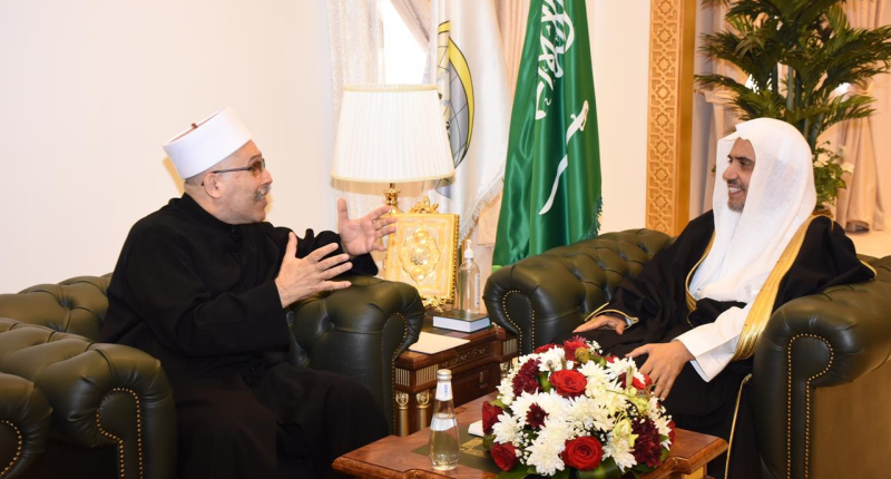 د.العيسى يبحث ووفد مشيخة عقل الطائفة الدرزية توحيد الجهود الإسلامية في مواجهة تحديات الفرقة والصراع