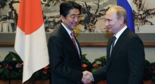 اليابان وروسيا تؤكدان عزمهما على إبرام معاهدة سلام