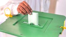 فتح مراكز الاقتراع في الانتخابات التشريعية في باكستان وسط اجراءات امنية	