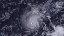 اعصار  "لين" يقترب ويهدد هاواي الأميركية