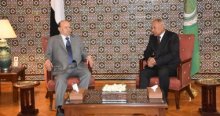 ابو الغيط يبحث مع الرئيس هادي الوضع في اليمن وجهود الجامعة لحل الازمة	