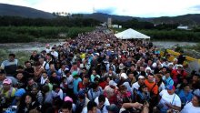11 دولة من أمريكا الجنوبية تطالب بمساعدات لاستيعاب المهاجرين الفنزويليين