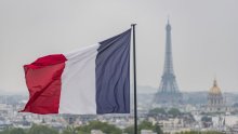 فرنسا تتجه لإضافة العربية إلى مناهجها