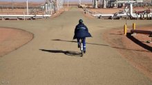 المغرب والجزائر يمددان عقودا لتوريد الغاز