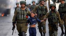 الاحتلال الاسرائيلي يعتقل 908 أطفال منذ بداية العام الجاري