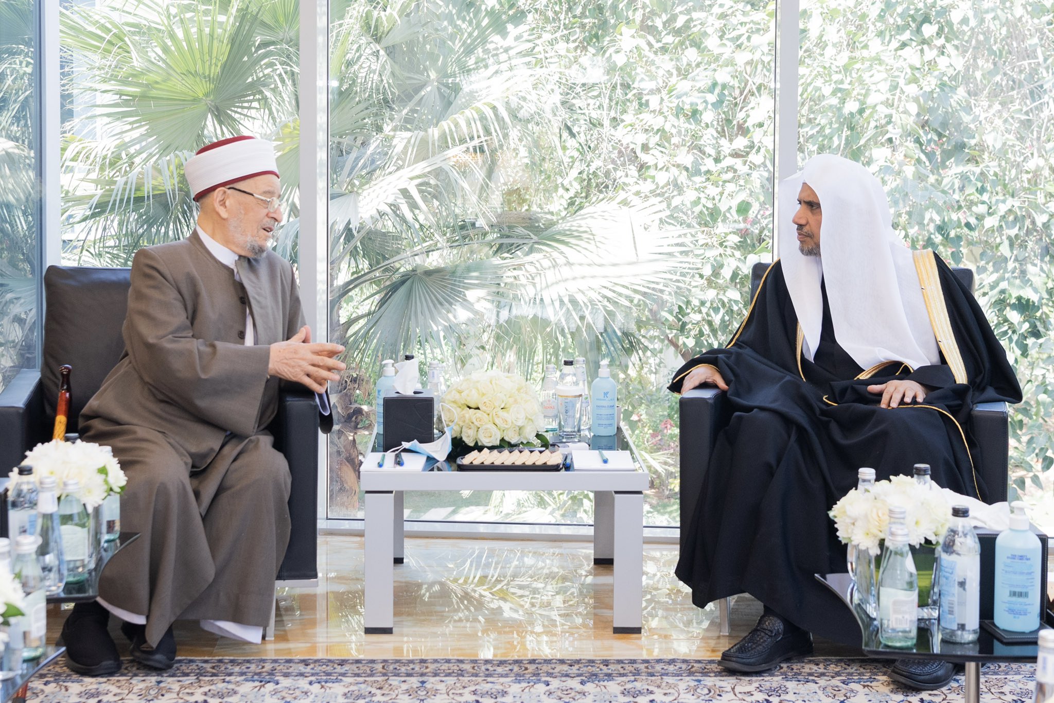 H.E. Dr. Mohammad Alissa receives His Eminence Dr. Ahmed Al-Taha, head of the Iraqi Fiqh Council