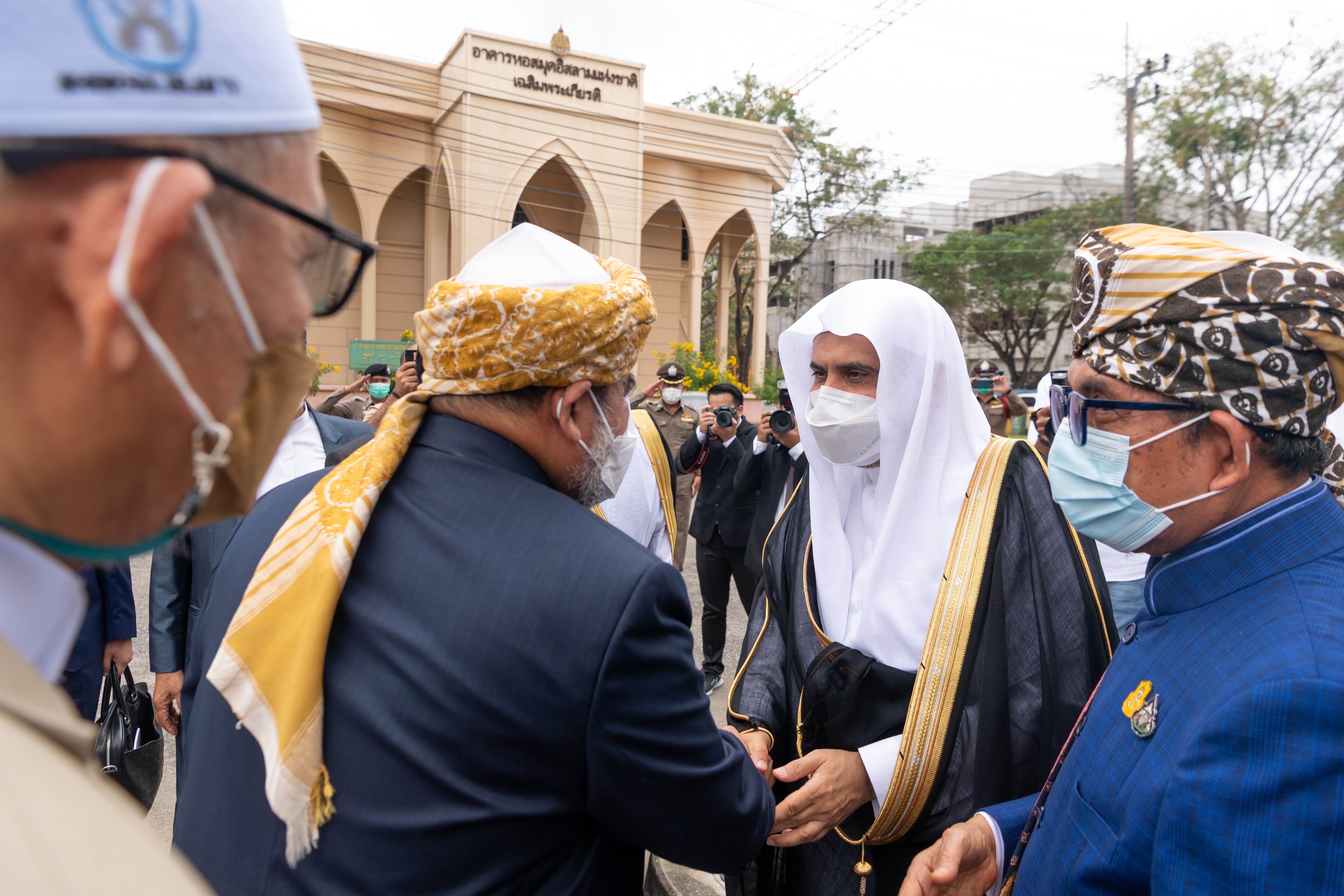 Mohammad Alissa a visité le Comité des présidents des conseils Islamiques où il s’est entretenu avec le Pdt et des membres sur le haut niveau d’harmonie de la société thaïlandaise