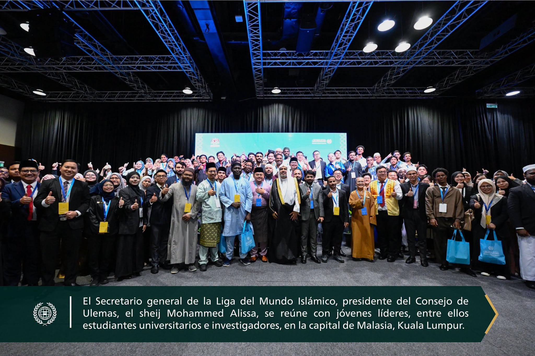 La Liga del Mundo Islámico vela por promover el empoderamiento legítimo de los jóvenes, convencida del papel esencial que desempeñan en la construcción y el desarrollo de sus sociedades.