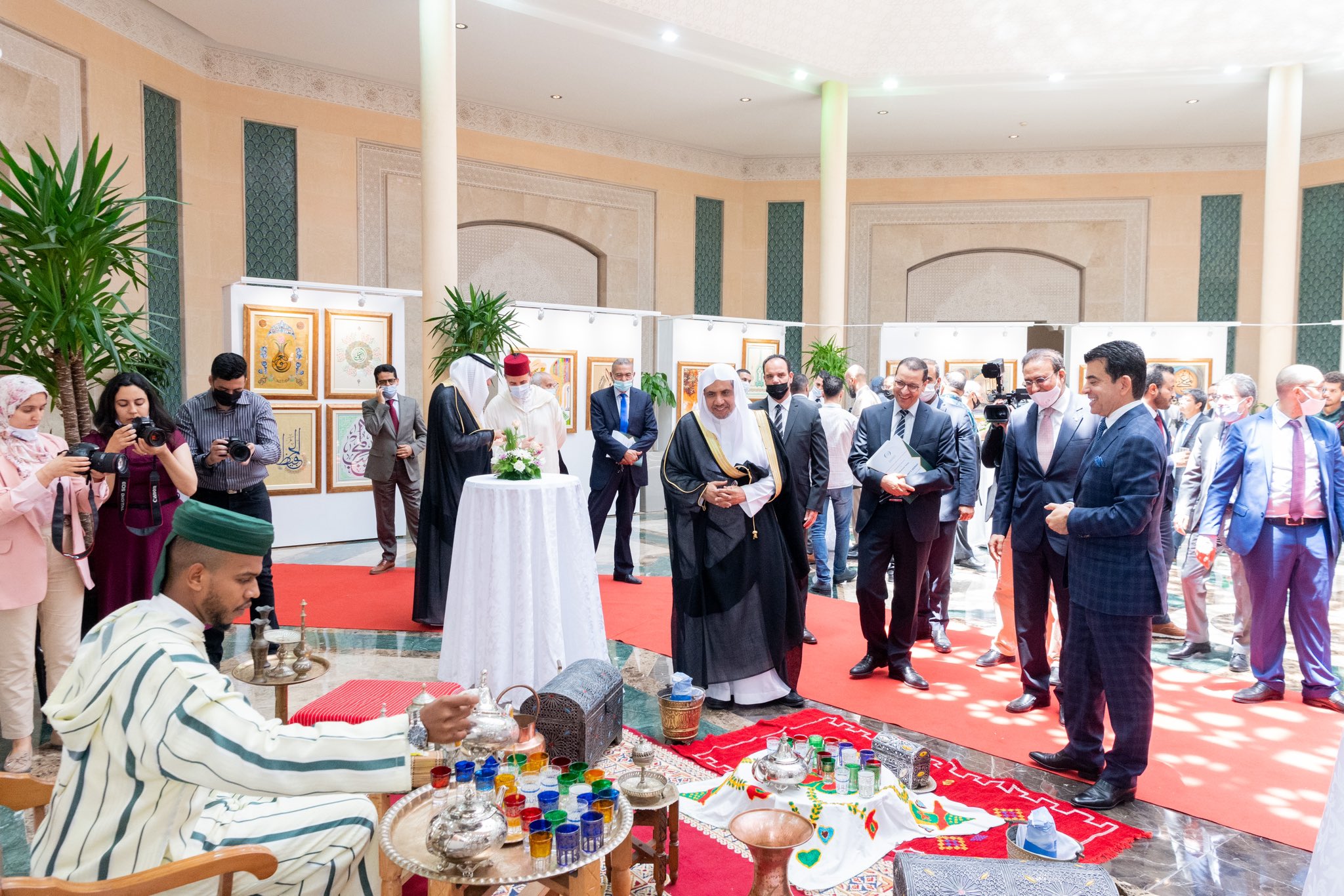 La ICESCO homenajea al Sheij Dr. Mohammed Al-Issa por sus esfuerzos en favor de la promoción de la paz y la armonía entre las naciones y los pueblos, así como por su labor al servicio de la Sira del Profeta.