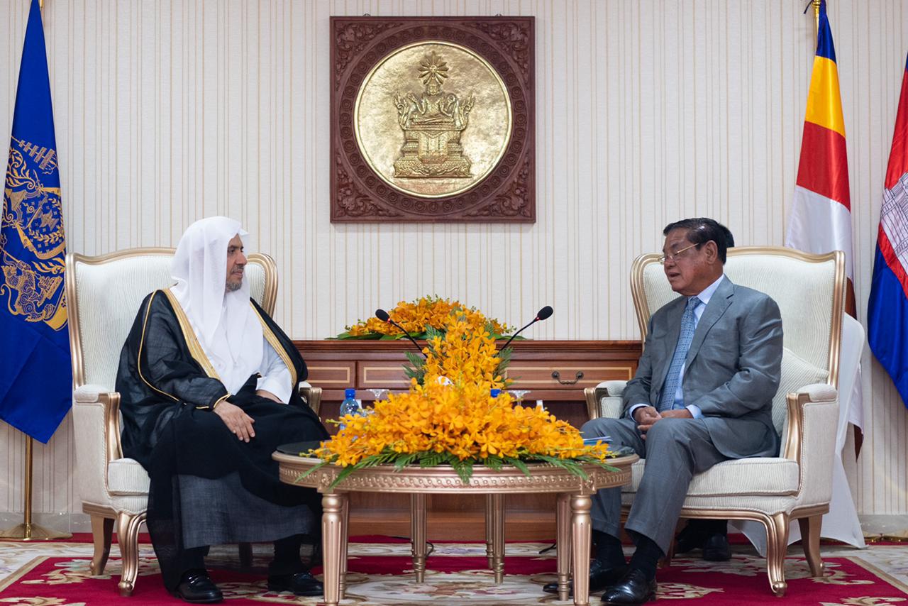Dr. Al-Issa holds meetings with Cambodian political, parliamentary and religious leadership