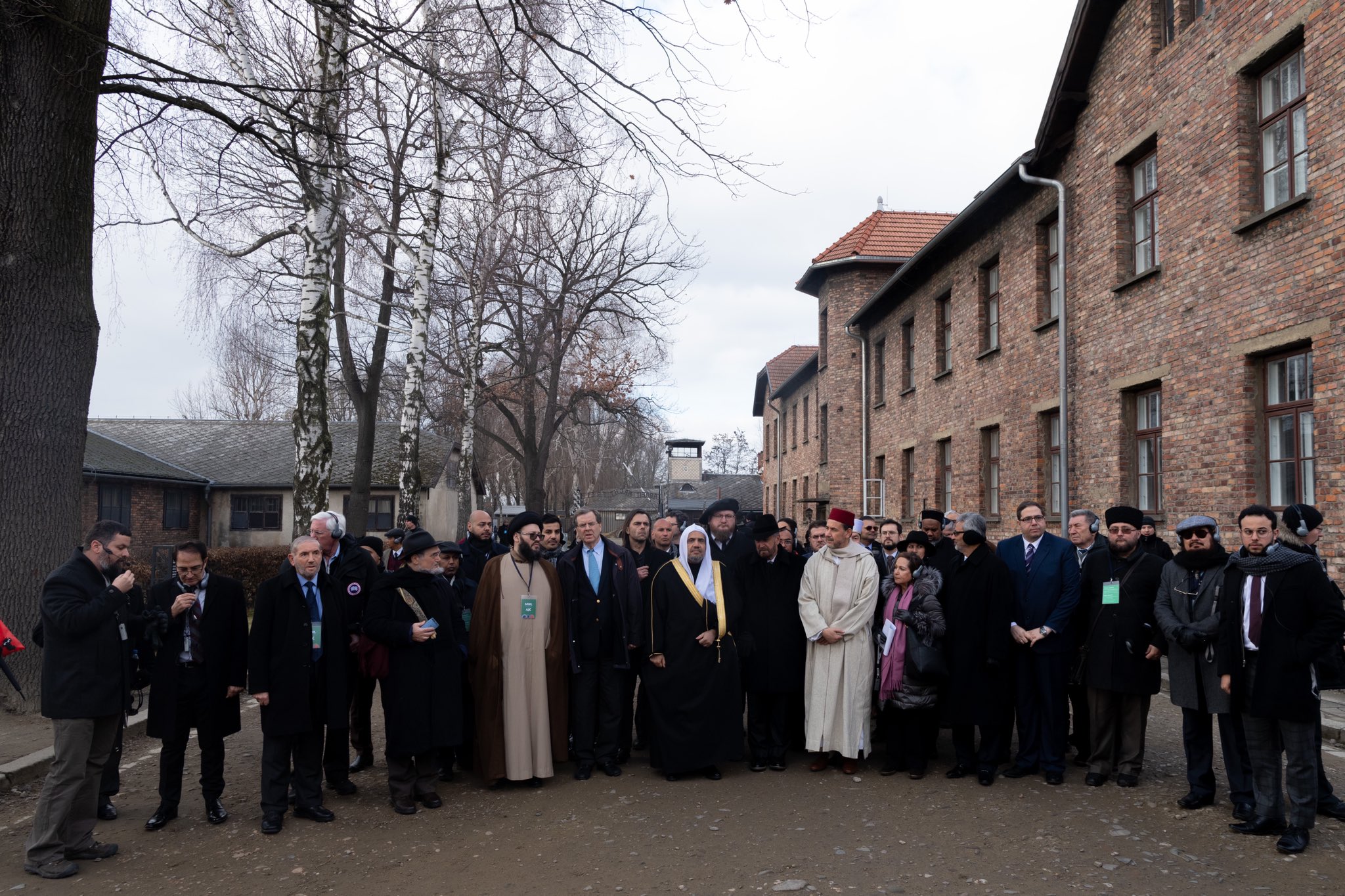 "Être ici, auprès des enfants des survivants de l'Holocauste et de responsables religieux juifs et musulmans venus du monde entier, est un devoir sacré et un grand honneur", a déclaré le Secrétaire général de la LIM,  Mohammad AlIssa  Auschwitz75