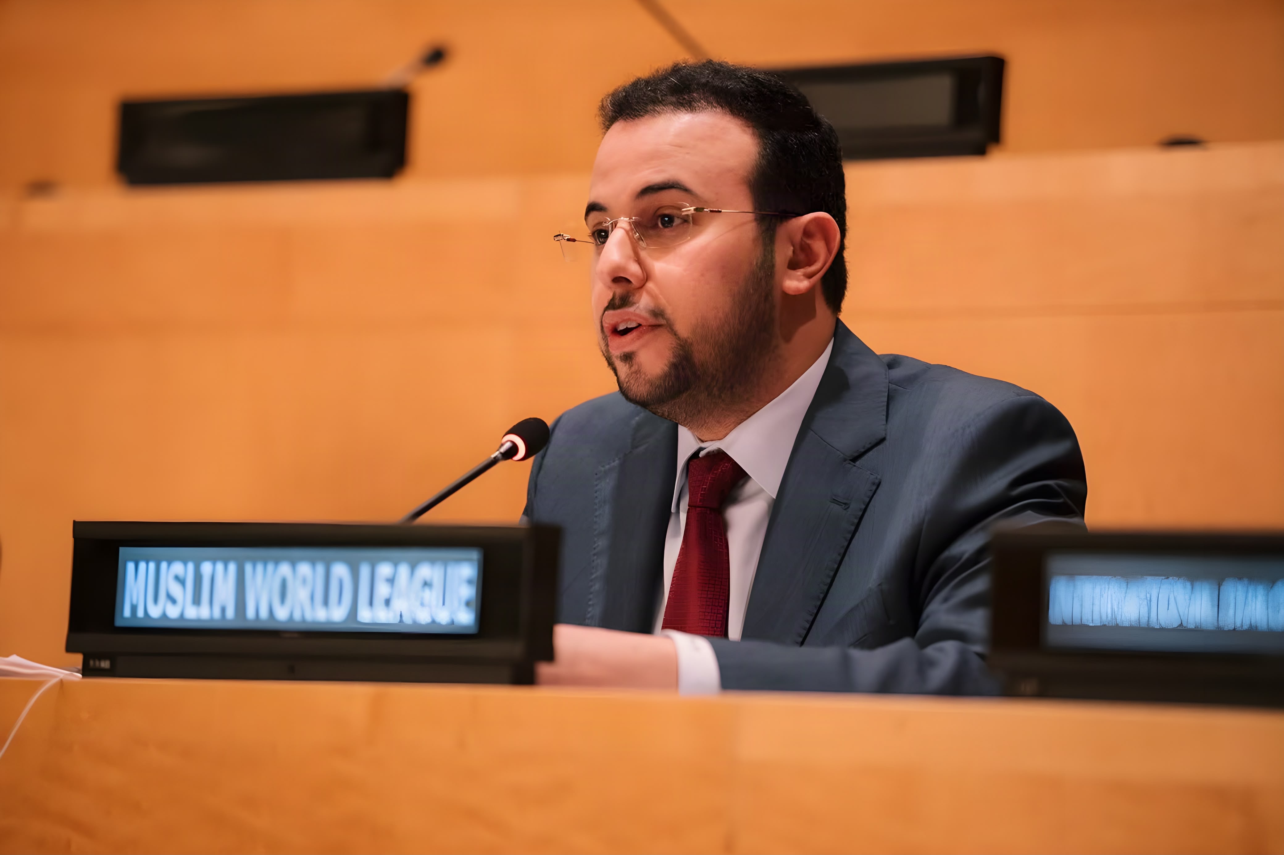 El Secretario general adjunto de comunicación y cooperación internacional de la Liga del Mundo Islámico participa en la reunión anual de alto nivel del Grupo de amigos de la Alianza de civilizaciones de las Naciones Unidas.