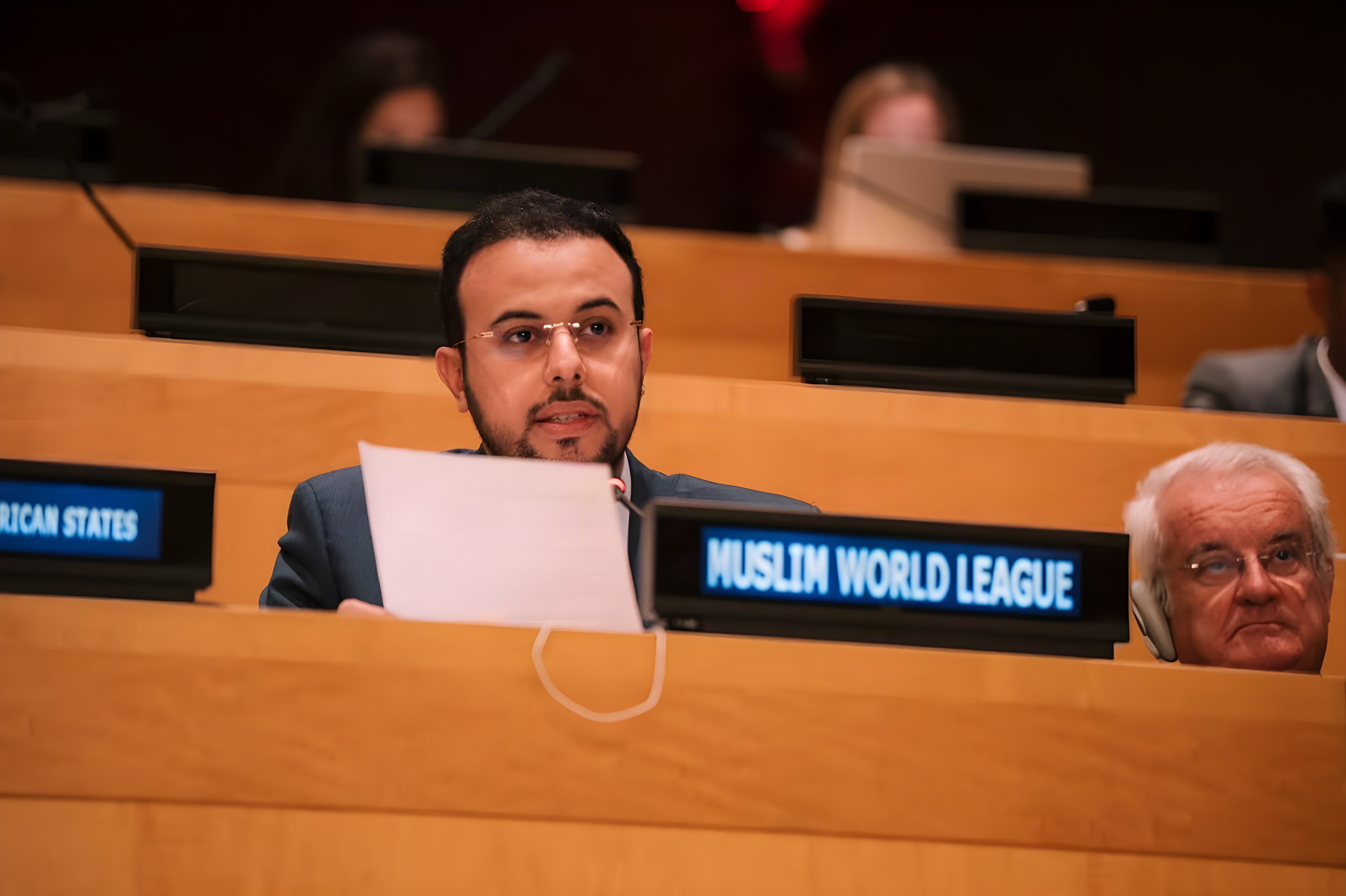 مساعد الأمين العام للاتصال والتعاوُن الدولي برابطة العالم الإسلامي يشارك في الاجتماع السنويّ رفيع المُستوى لمجموعة أصدقاء تحالُف الأُمَم المُتّحدة للحضارات
