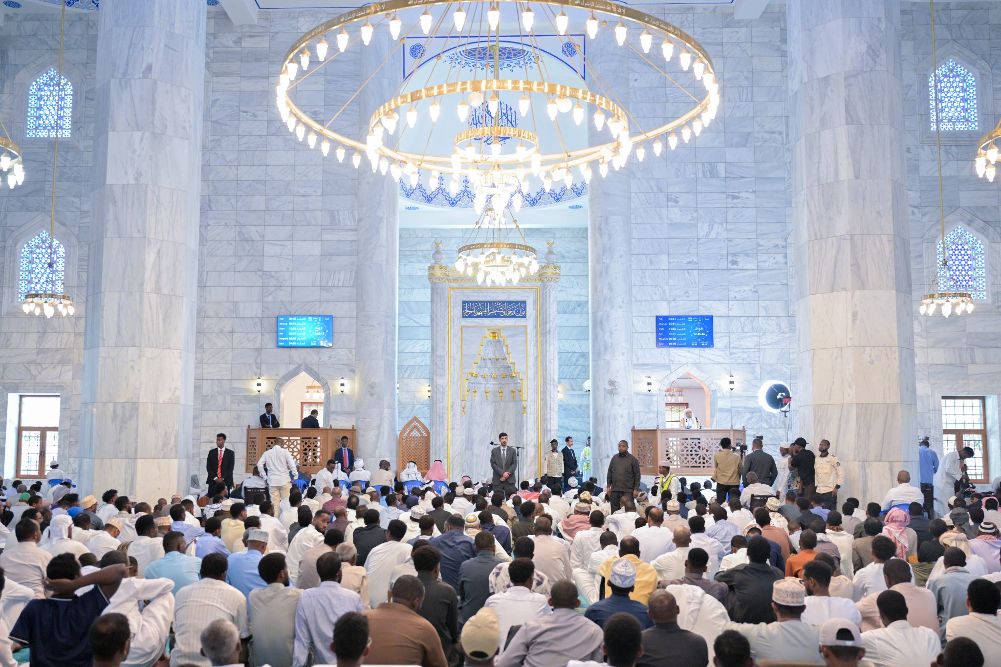 H.E. Sheikh Dr. Mohammed Al-Issa , Secretary-General of the MWL, delivers the Friday sermon from the pulpit of the Grand Mosque in the Somali capital