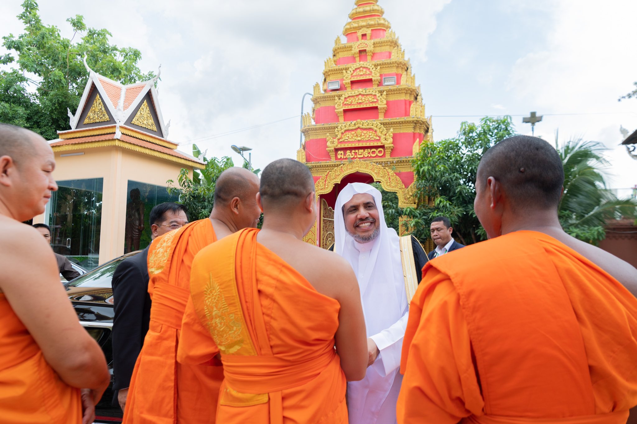 Mohammad Alissa rencontre le Grand Patriarche Suprême du Cambodge Tep Vong et le Patriarche Bour Kry