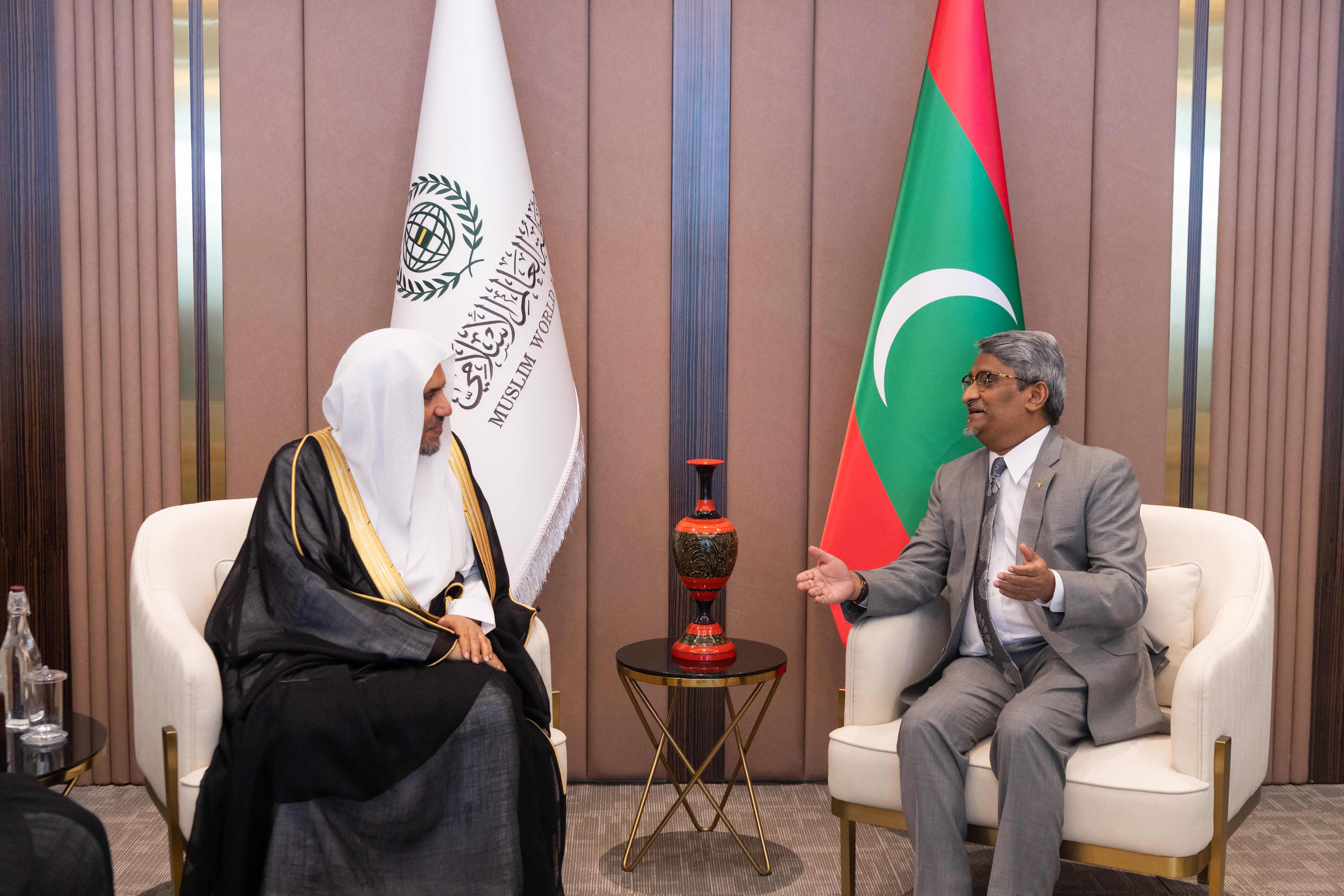 His Excellency Dr. Mohammad Alissa joined the Minister of Foreign Affairs of the Republic of Maldives, His Excellency Mr. Ahmed Khaleel