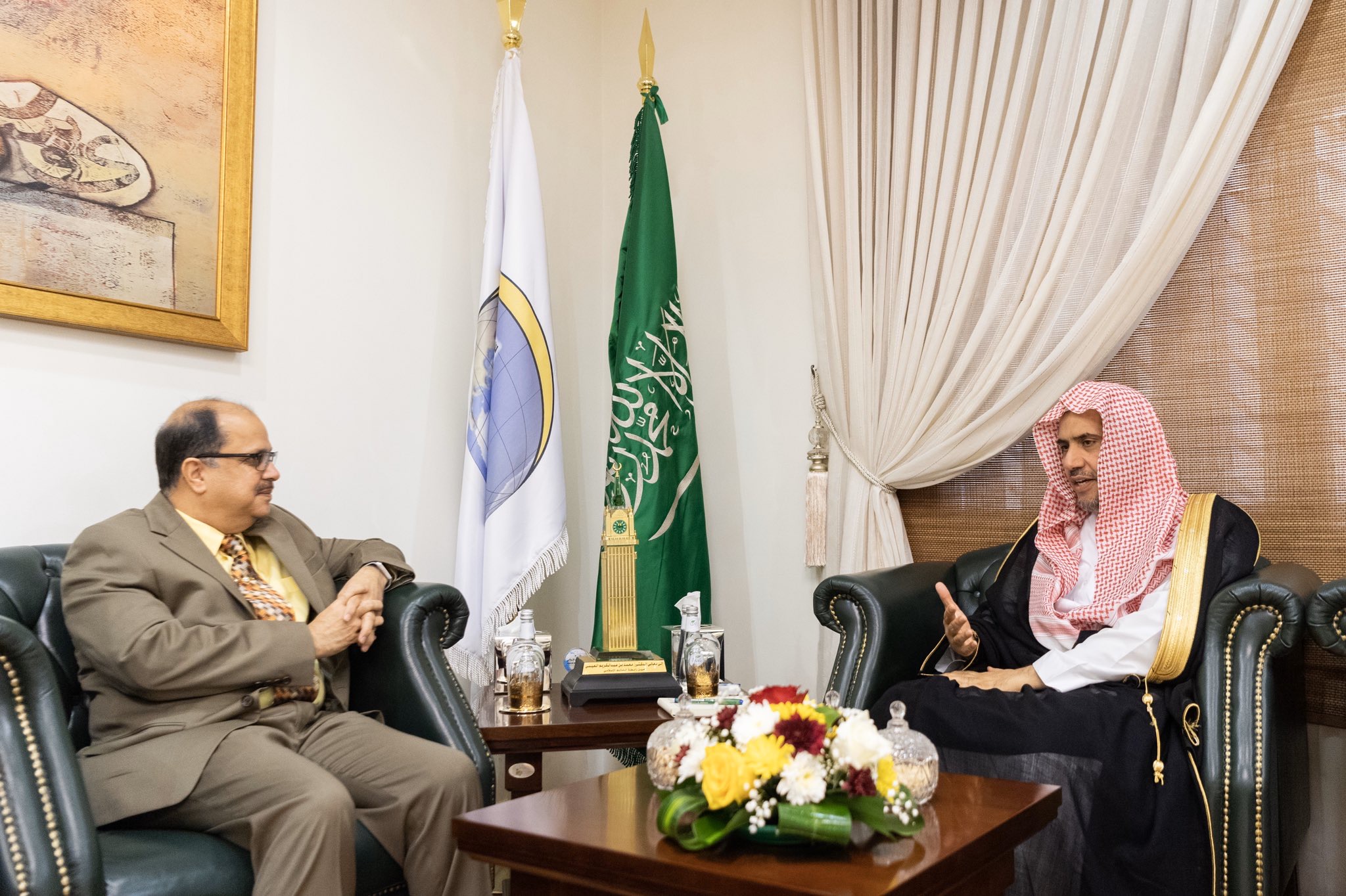 ڈاکٹر محمد العیسی نے مملکت میں جمہوریہ ہند کے سفیر جناب اوصاف سعیدسےملاقات کی