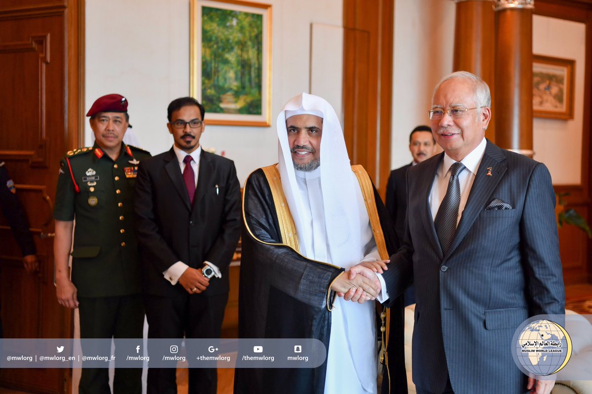 The Malaysian Prime Minister Mr. Najib Razak receives His Excellency the MWL's  Secretary General Sheikh Dr. Mohammad Alissa in KL.