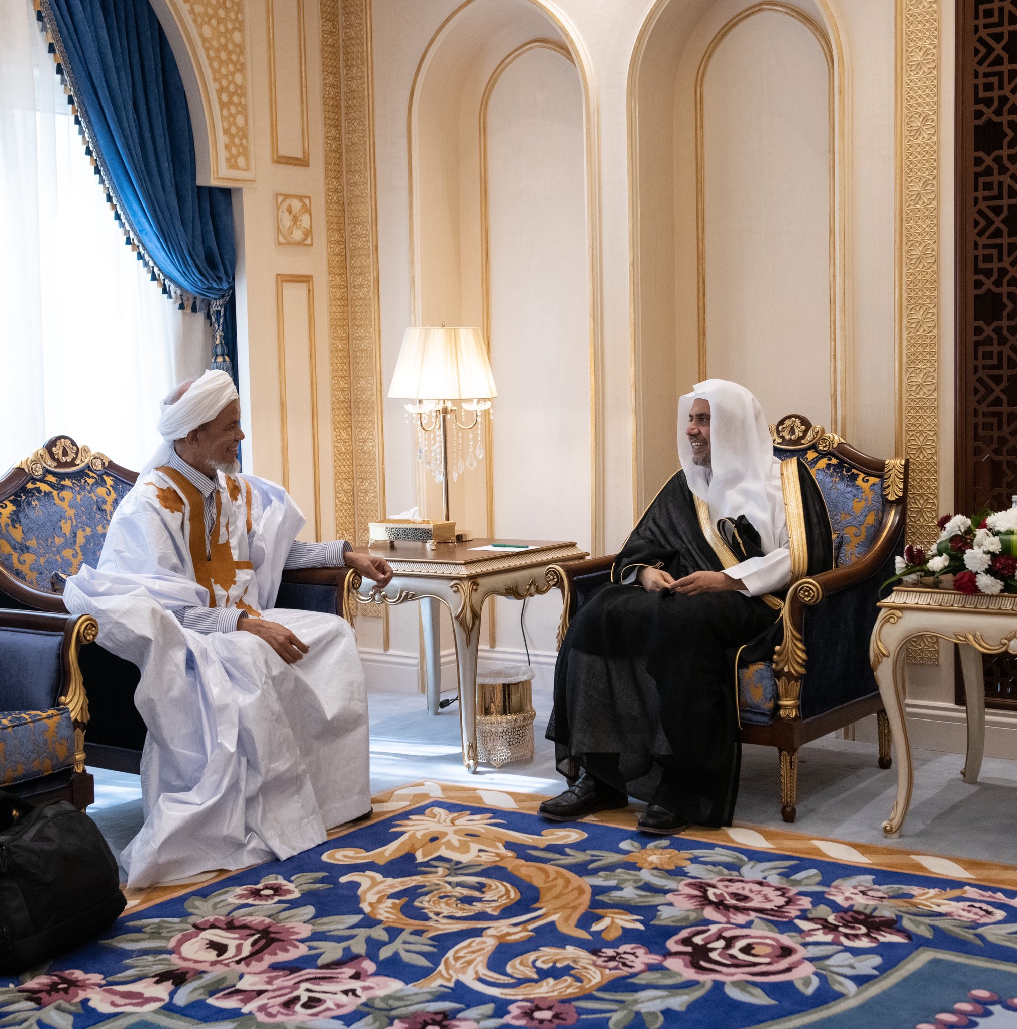 عزت مآب شیخ ڈاکٹر محمد العیسی نے صدر علمائے افریقہ فورم شیخ ڈاکٹر محمد حافظ النحوی کا استقبال کیا