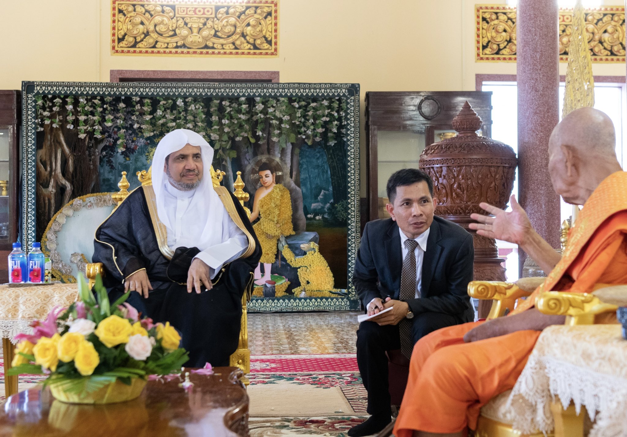 His Excellency Dr. Mohammad Alissa met with the Grand Buddhist Patriarch of the Kingdom of Cambodia, Tep Fong, and Patriarch Bor Kri