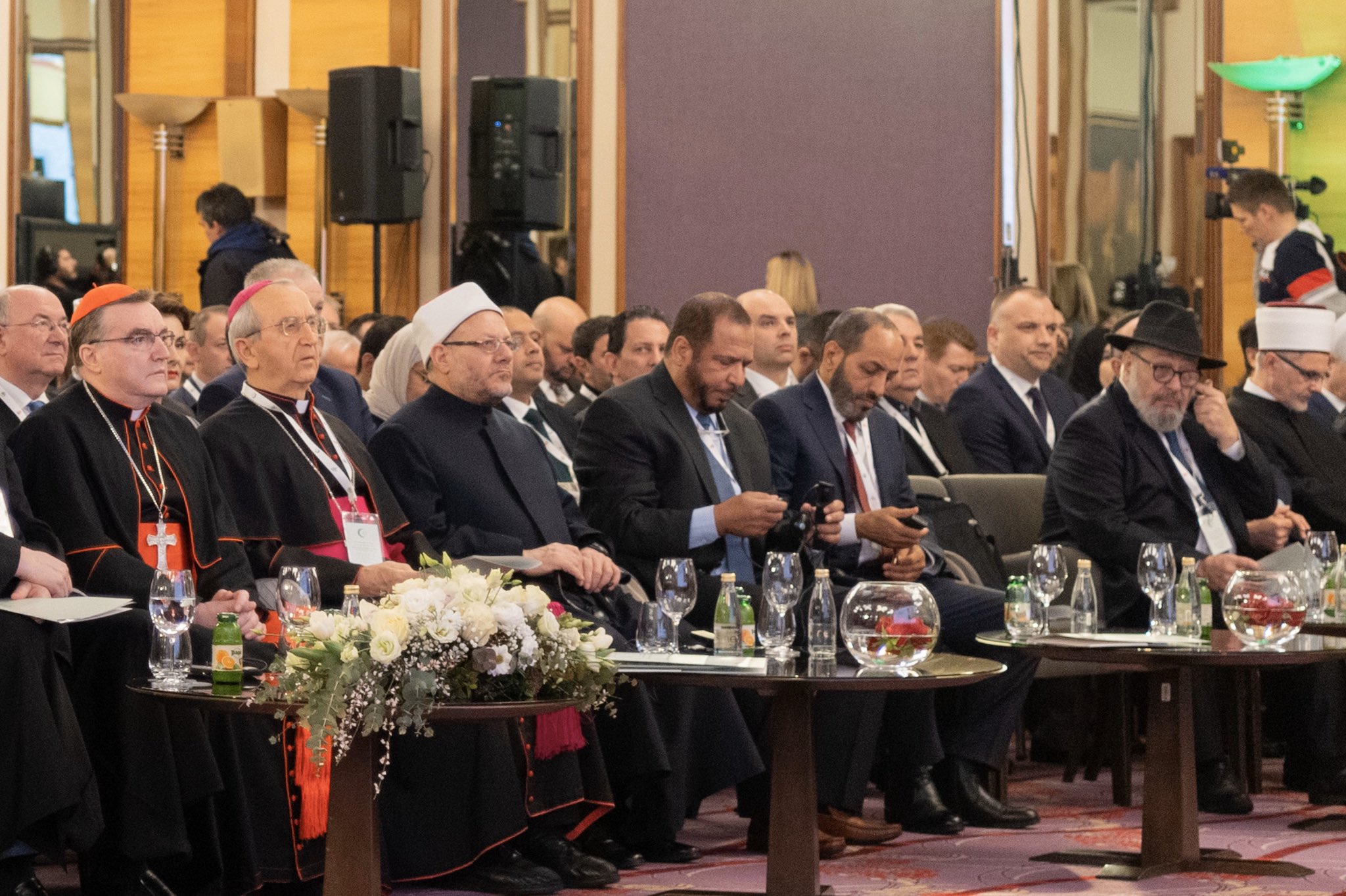 فخامة رئيسة جمهورية كرواتيا تفتتح في زغرب مؤتمر رابطة العالم الإسلامي حول الأخوة الإنسانية لتعزيز الأمن والسلام