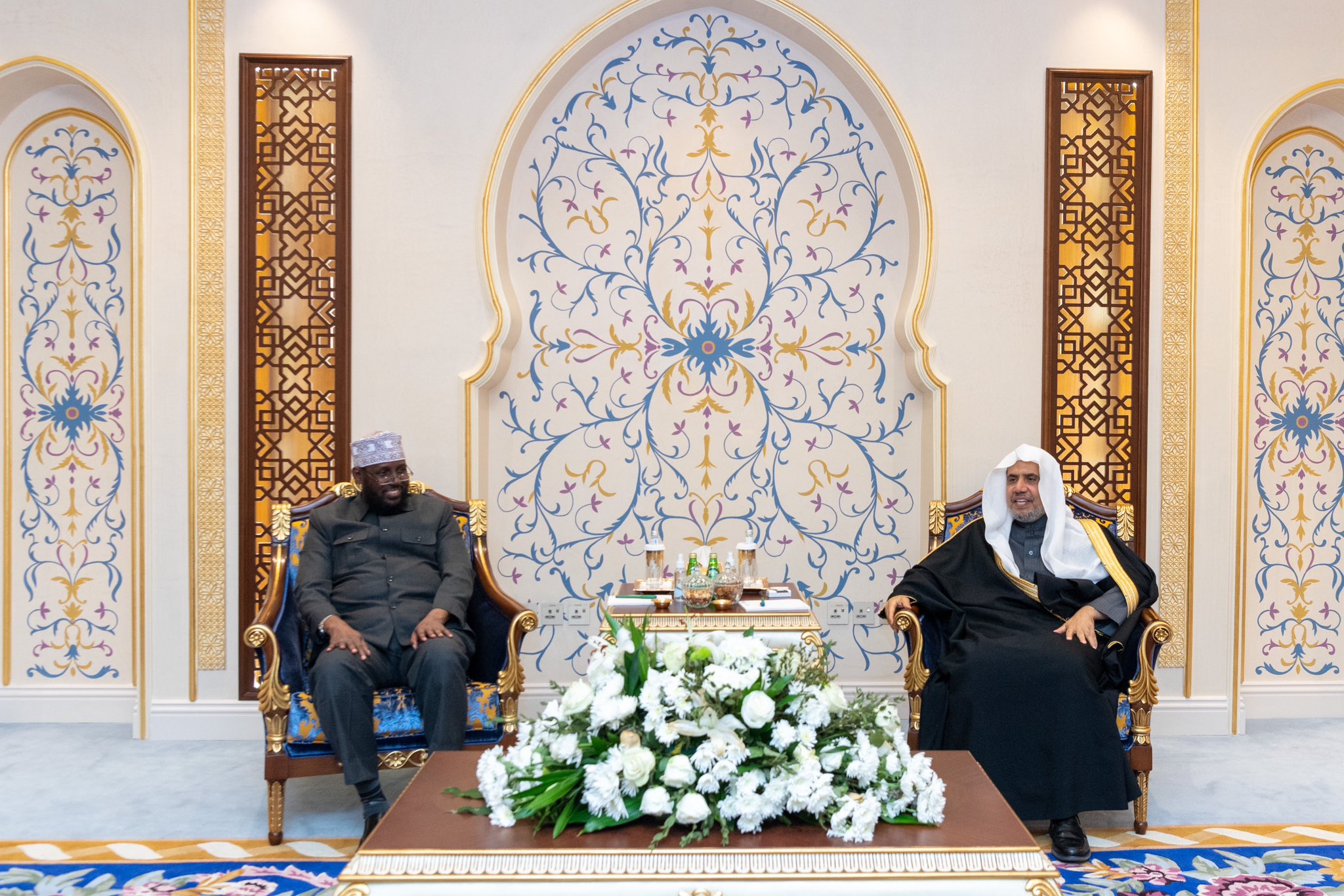 Au siège de la LIM Mohammad Alissa reçoit le ministre somalien des dotations et des affaires religieuses, Mukhtar Ali