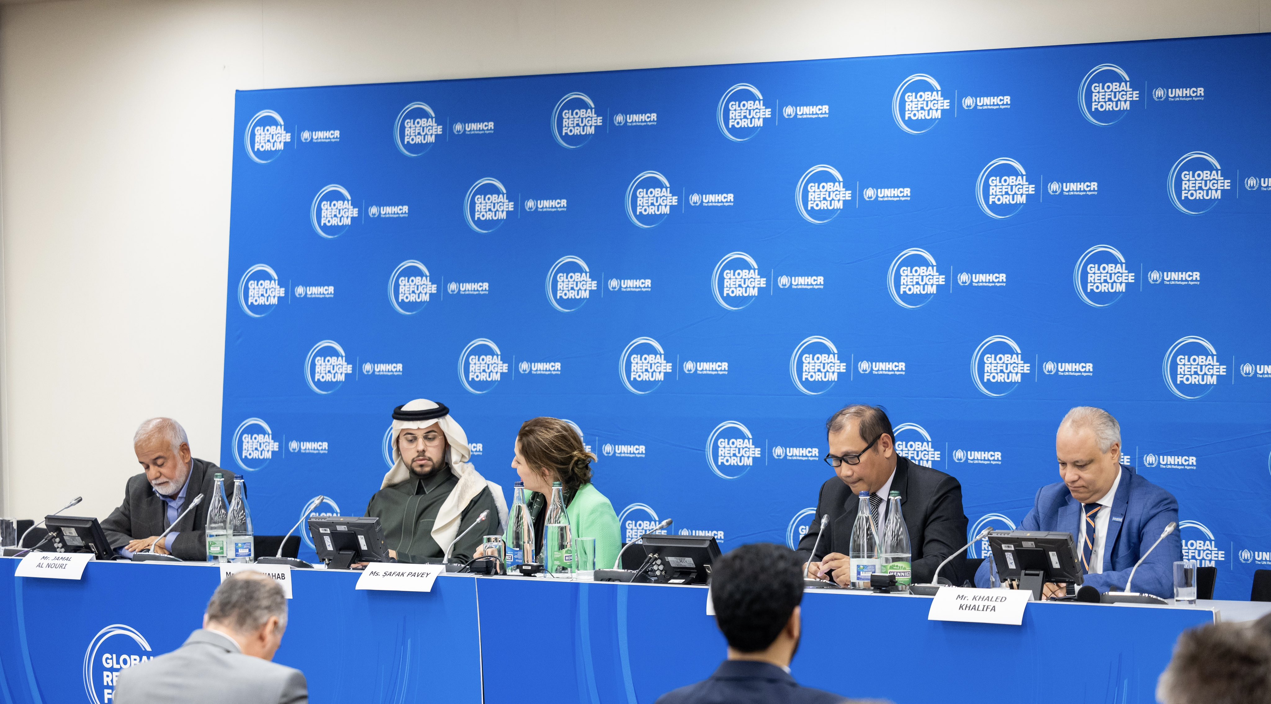 Yang Mulia Asisten Sekretaris Jenderal untuk untuk Komunikasi Korporat, Tuan Abdulwahab Al-Shehri, menyampaikan pidato LMD pada dialog organisasi di Forum Pengungsi Global, yang diadakan di Jenewa, di hadapan lebih dari seribu tokoh internasional