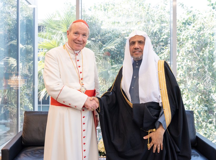 Atas undangan Liga Muslim Dunia: Yang Mulia Sekretaris Jenderal LMD, Ketua Asosiasi Ulama Muslim, Syekh Dr.mhmdalissa , telah menerima di Riyadh tamu LMD, Yang Mulia Kardinal Dr. Christoph Schönbrun, Uskup Agung vienna.