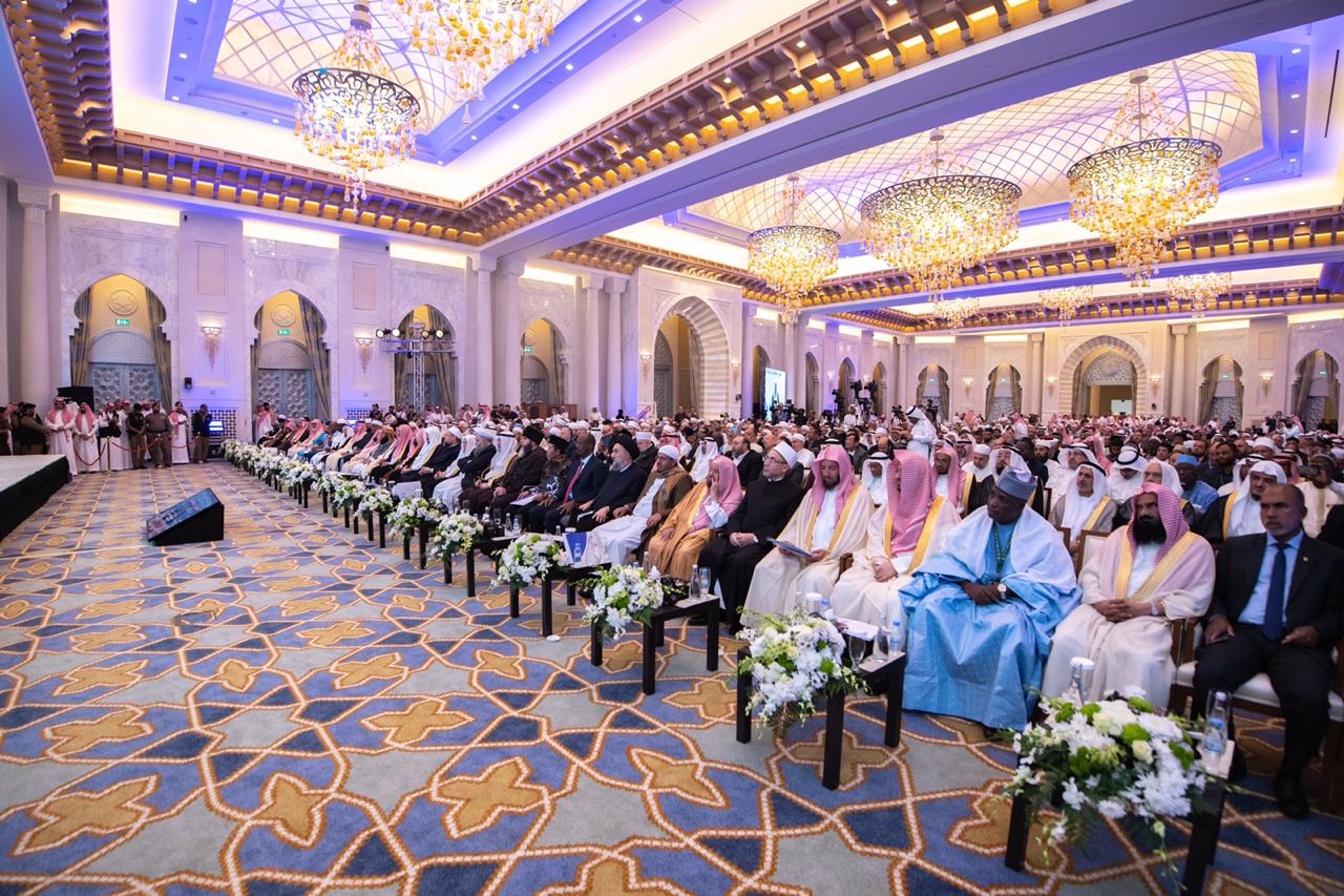 د. جمعة ينوه برفض مؤتمر الرابطة القوي للجماعات التي تحاول قصر الوصف بالإسلام على أعضائها