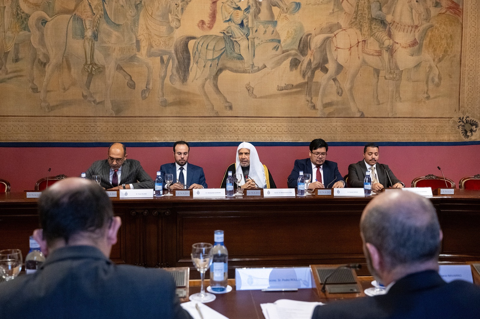 El 19 de noviembre de 2025, la Carta de La Meca fue celebrada como el primer documento islámico en recibir un homenaje en el Senado español