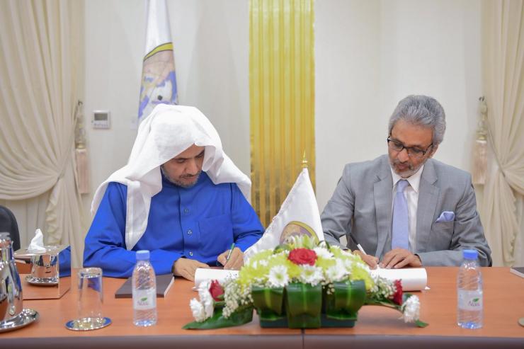 HE the SG signs a cooperation agreement with the World Council of Religious Leaders on Wednesday; signed by HE the SG of the Council Dr. Bawa Jain. It included organizing an inter. conf. at the UN in the presence of leaders of religions, thought&politics