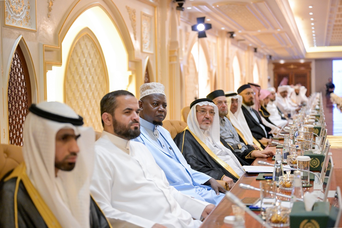 El Secretario General y Presidente de la Comisión de Ulemas, Mohammed Alissa, ha lanzado una serie de proyectos innovadores, que incluyen en particular: