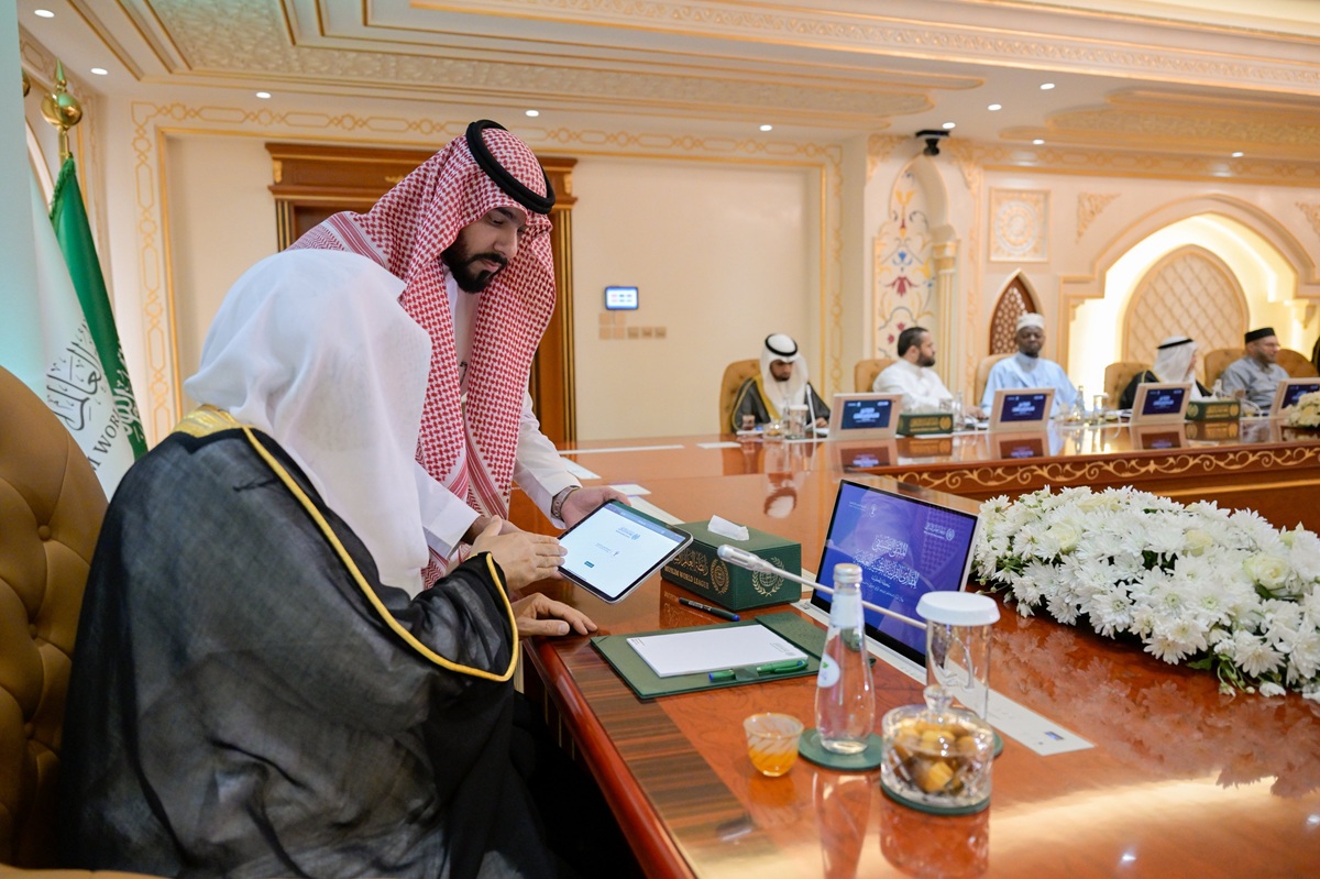 El Secretario General y Presidente de la Comisión de Ulemas, Mohammed Alissa, ha lanzado una serie de proyectos innovadores, que incluyen en particular: