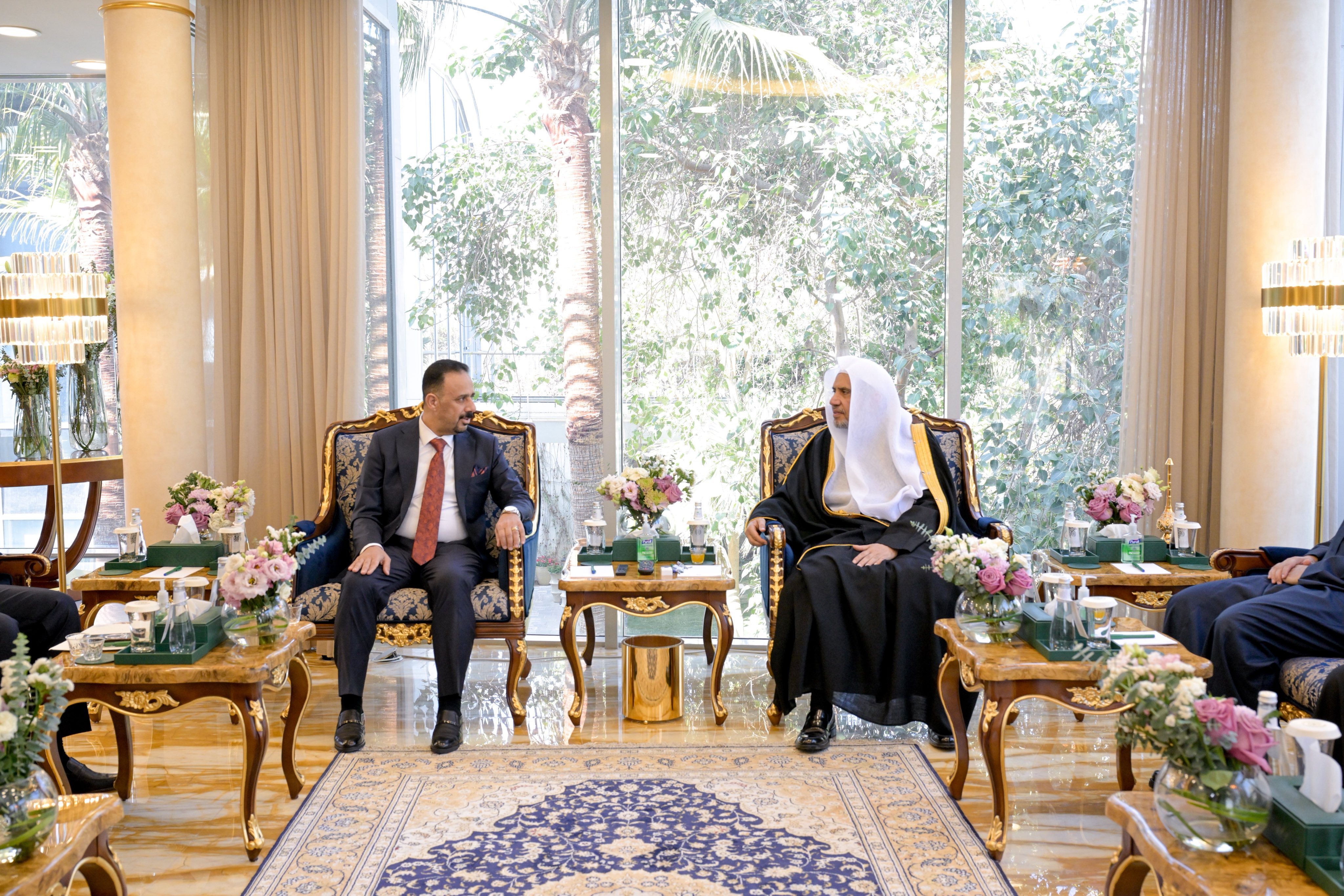 Dr. Al-Issa Receives Head of Iraqi Sunni Endowment Office to Discuss Common Interests.