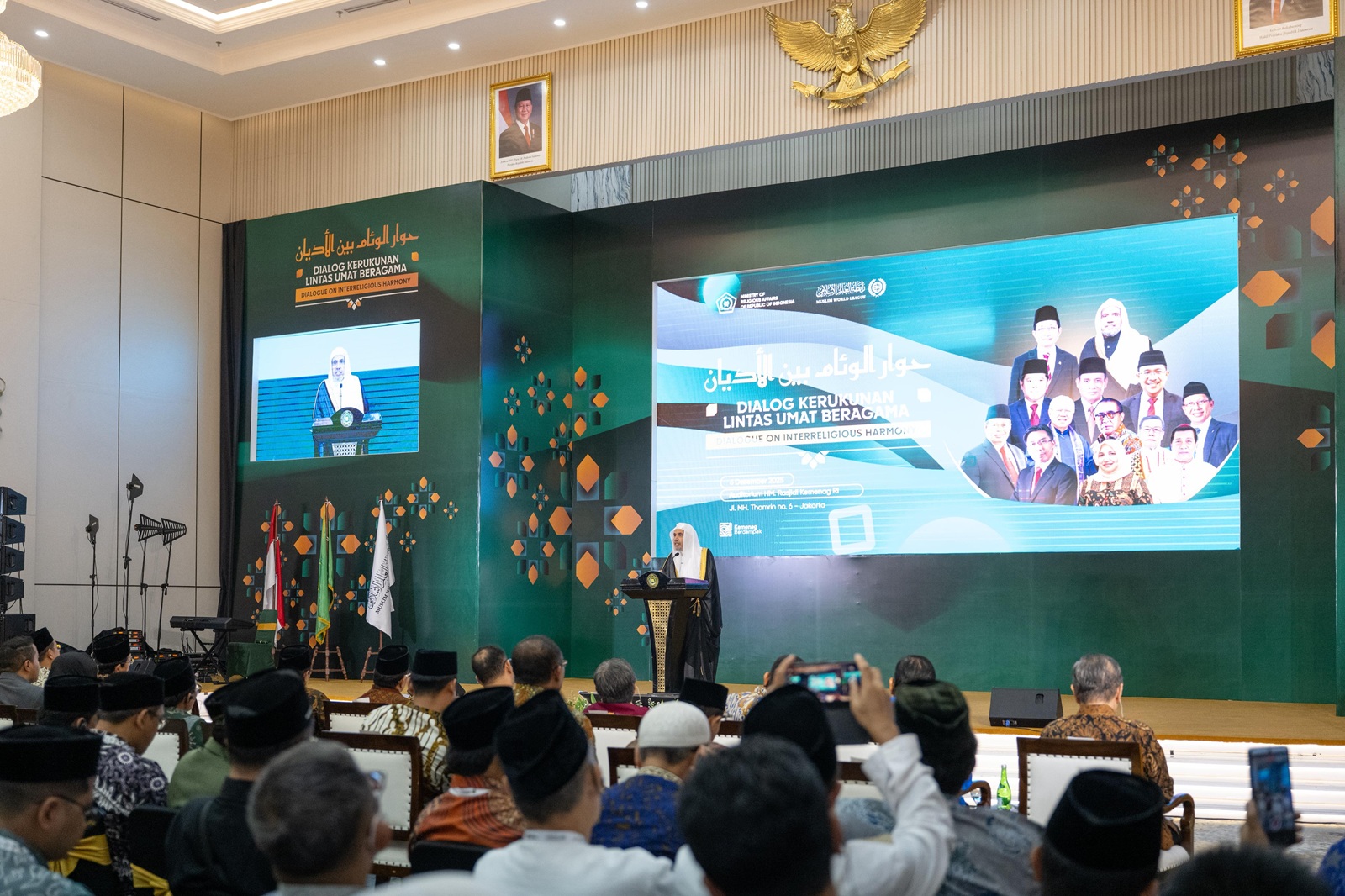 Dr. Al-Issa Menyampaikan Pidato Pembukaan pada Dialog Kerukunan Lintas Umat Beragama di Indonesia